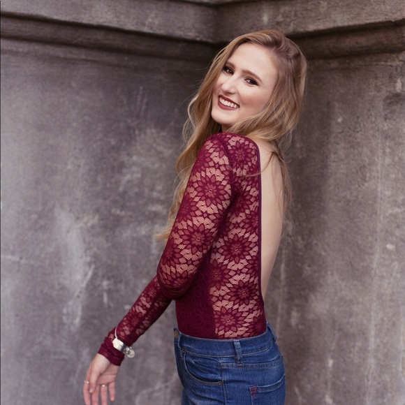 NWT Urban Outfitters Lace Open Back Bodysuit - Picture 1 of 6
